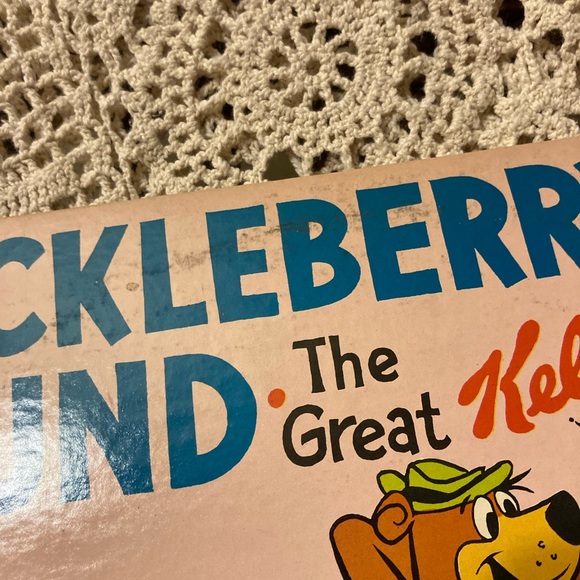Vintage Huckleberry Hound - Kellogg’s TV Show - Vinyl LP gallery Wall Art Decor - Picture 11 of 17